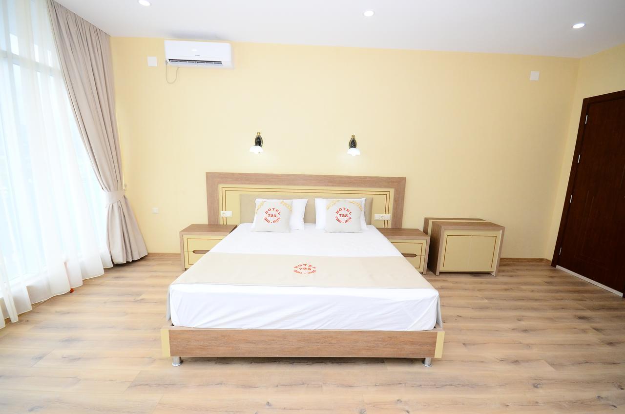 Hotel 725 B Batum Dış mekan fotoğraf