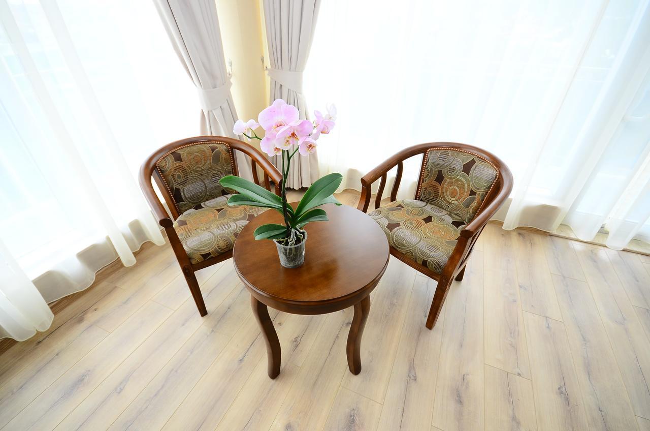 Hotel 725 B Batum Dış mekan fotoğraf