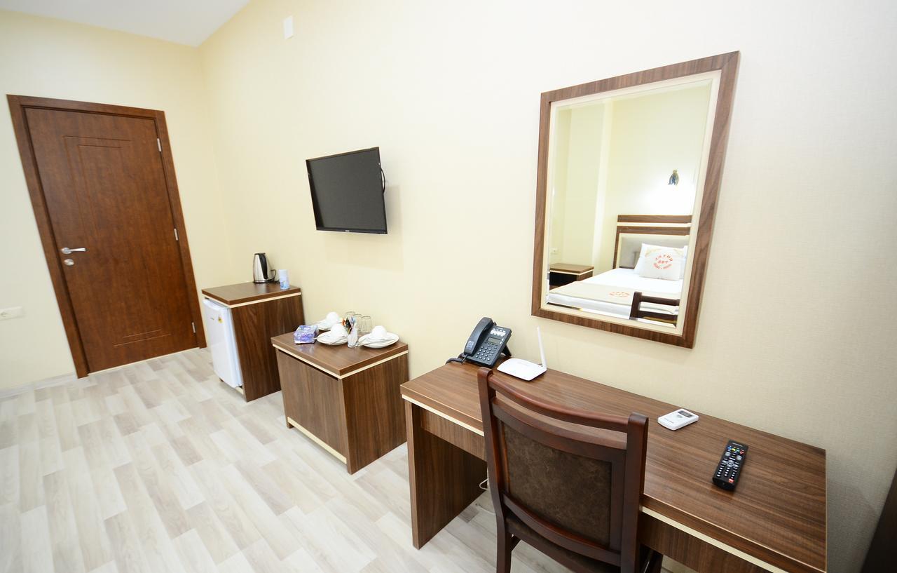 Hotel 725 B Batum Oda fotoğraf