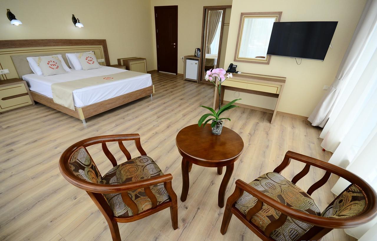 Hotel 725 B Batum Dış mekan fotoğraf