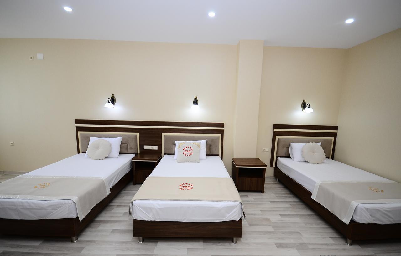 Hotel 725 B Batum Oda fotoğraf